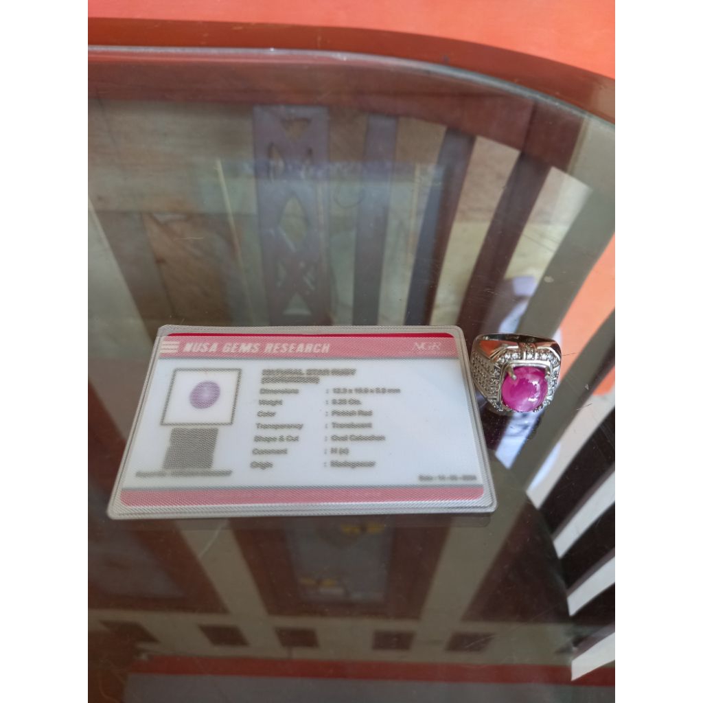 CINCIN BATU NATURAL RUBY (CORONDUM)