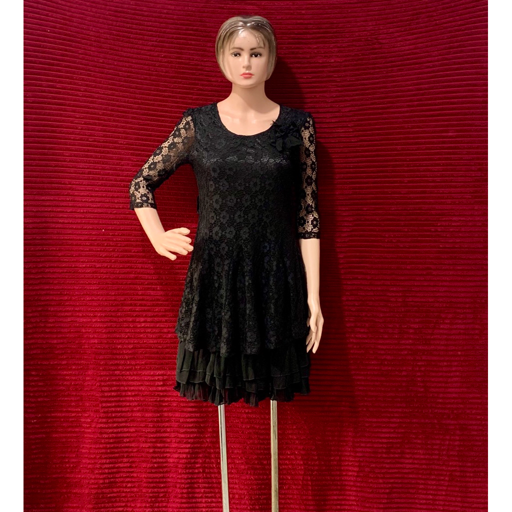 MIDI RUFFLE DRESS PENDEK HITAM WANITA BRUKAT-BROKAT WANITA LAYER BERTINGKAT