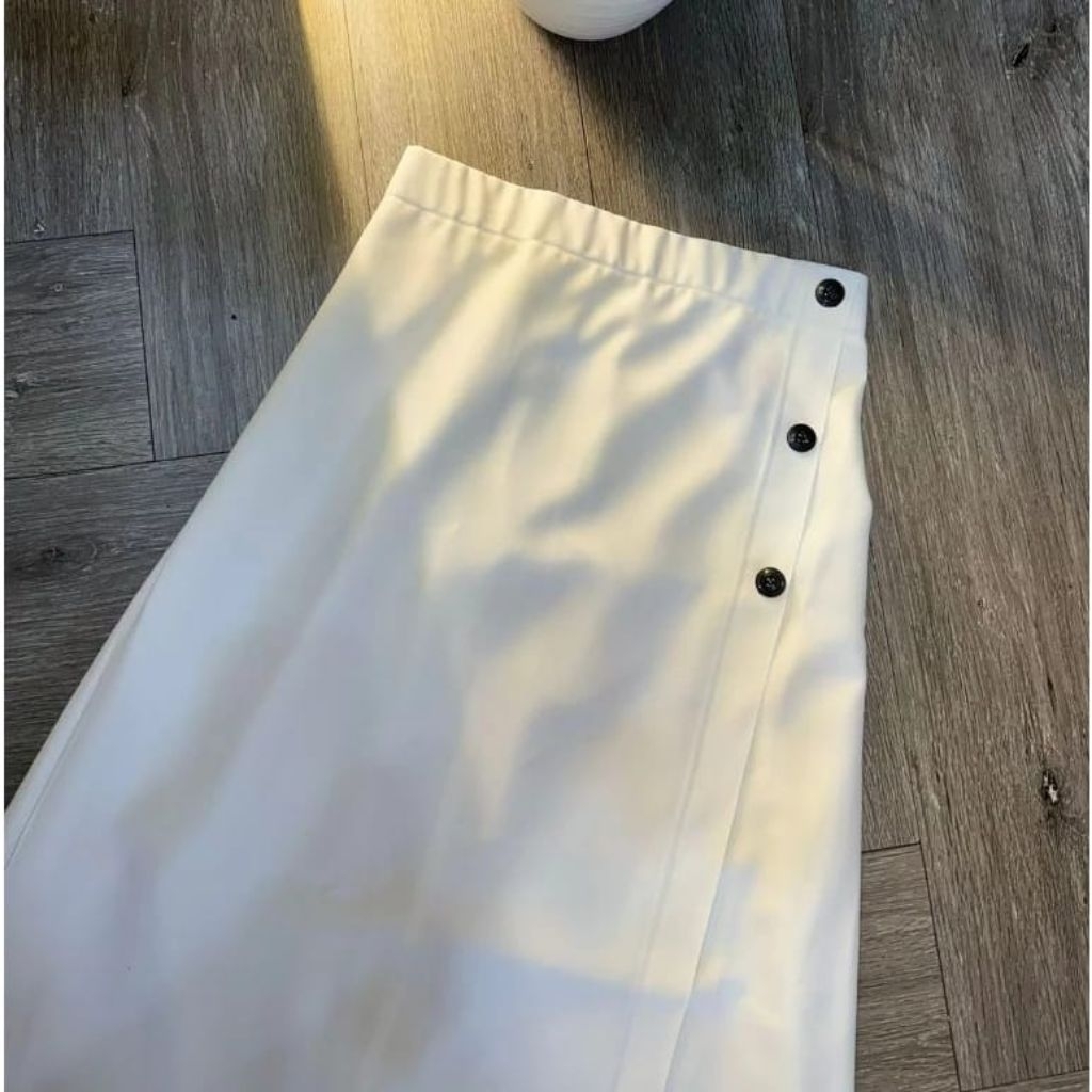 Luna Skirt Warna Beige - Rok Panjang Wanita - A-line