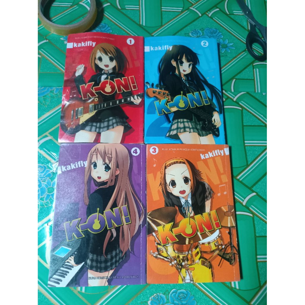 komik k-on 1,2,3,4 / komik k-on vol 1,2,3,4 / komik k on 1,2,3,4 / komik k on vol 1,2,3,4