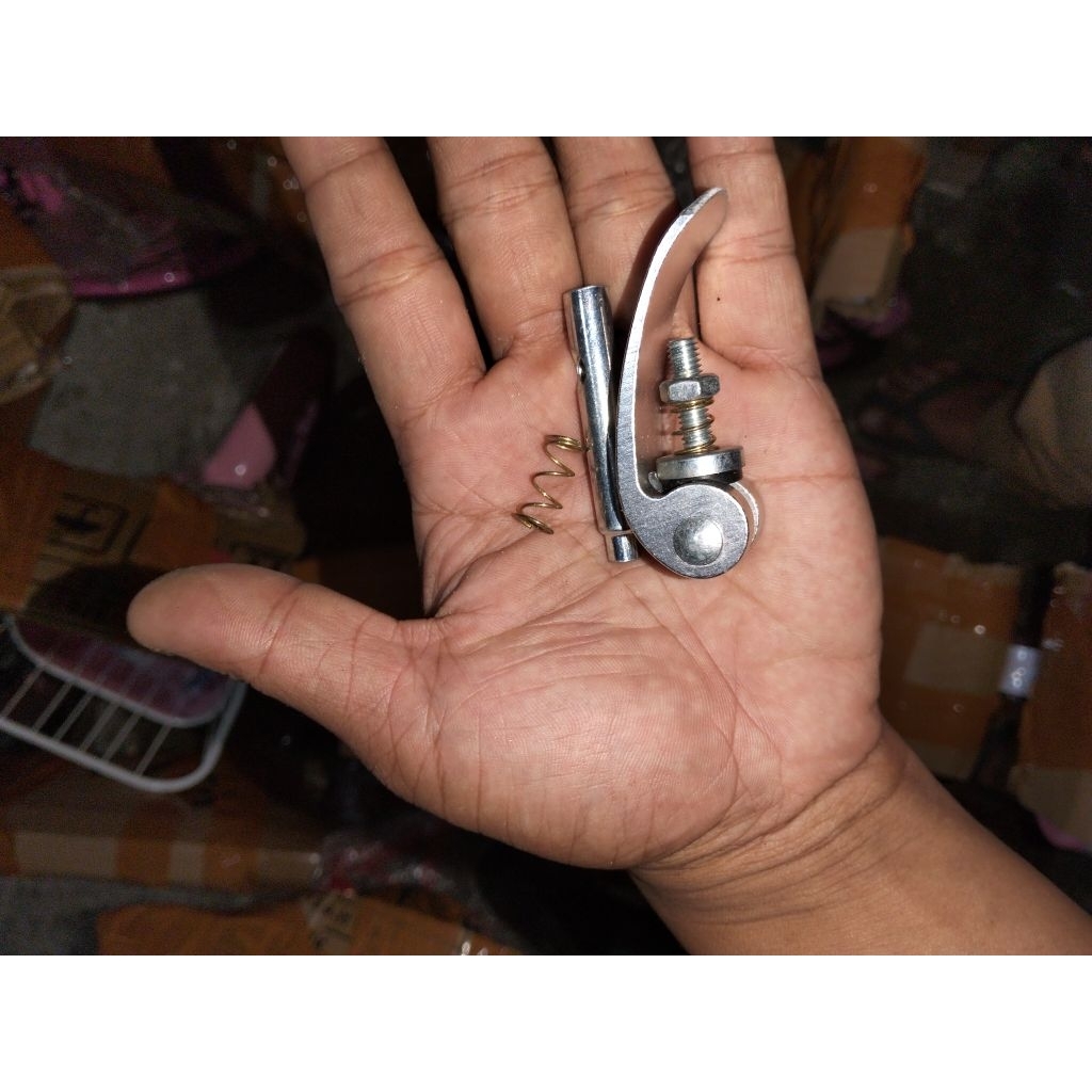 Pengunci frame,clam batangan sepeda lipat