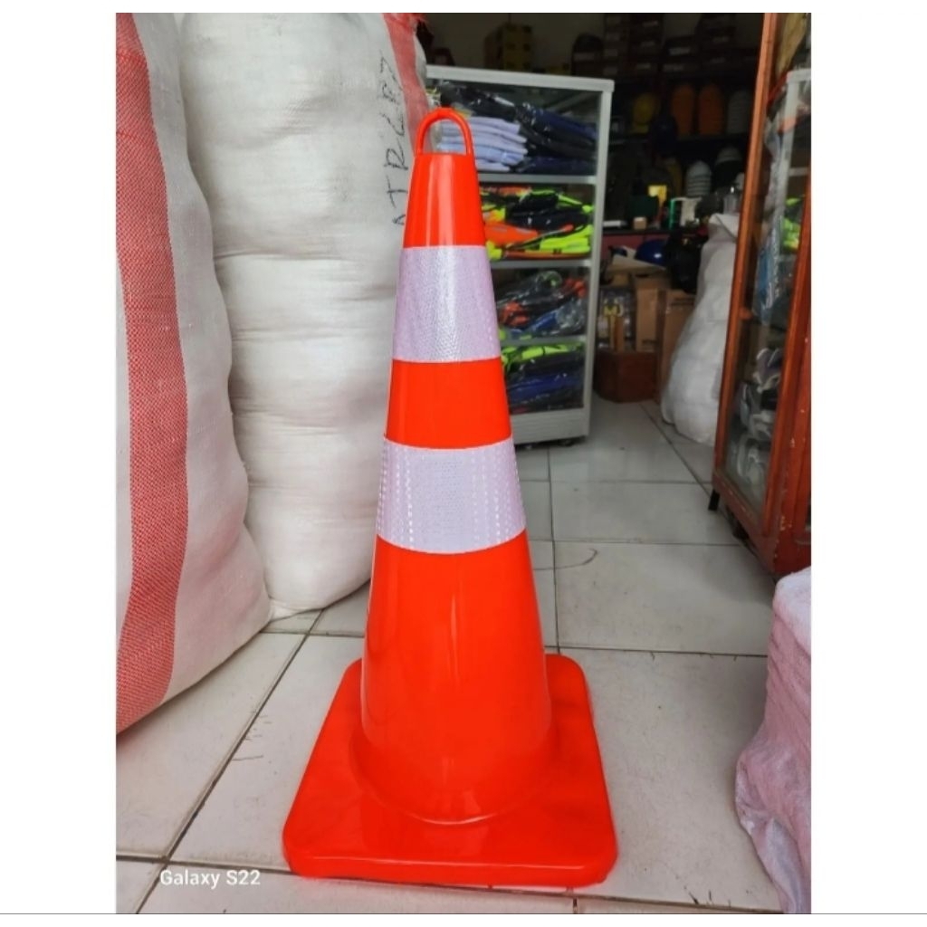 Traffic Cone 70 CM | Traffic Kerucut 70CM ORIGINAL