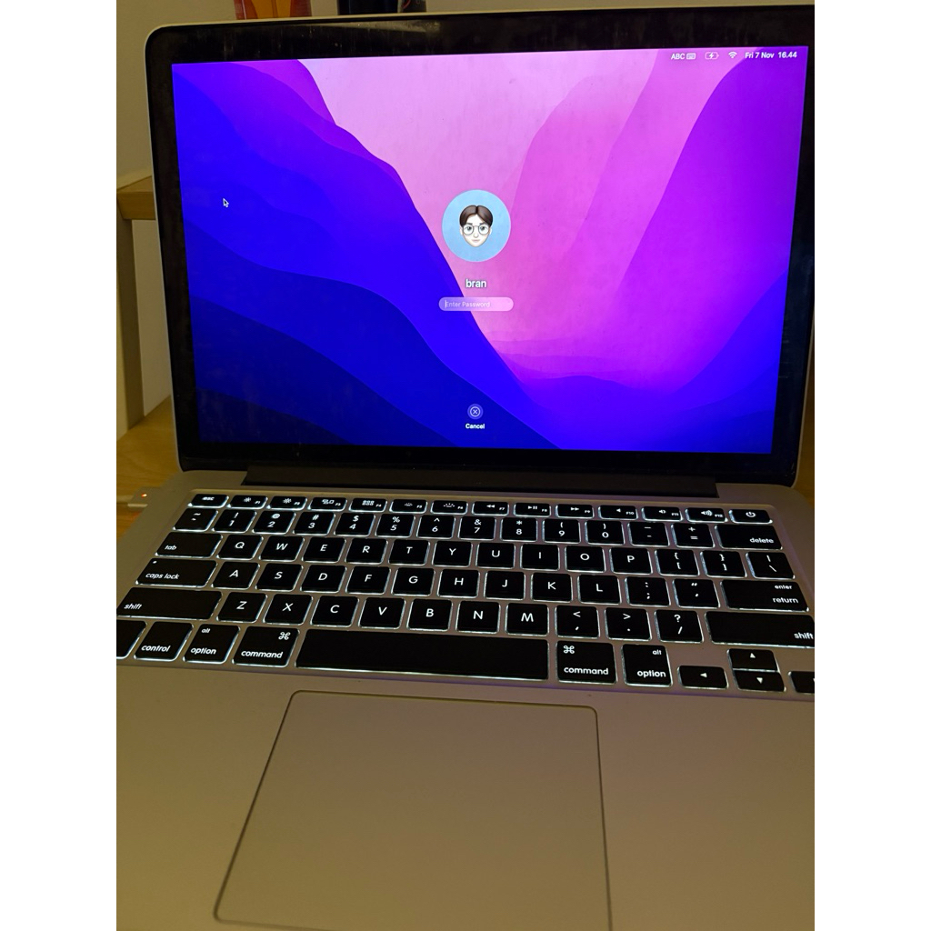 Macbook Pro 2015 13 inch 256gb