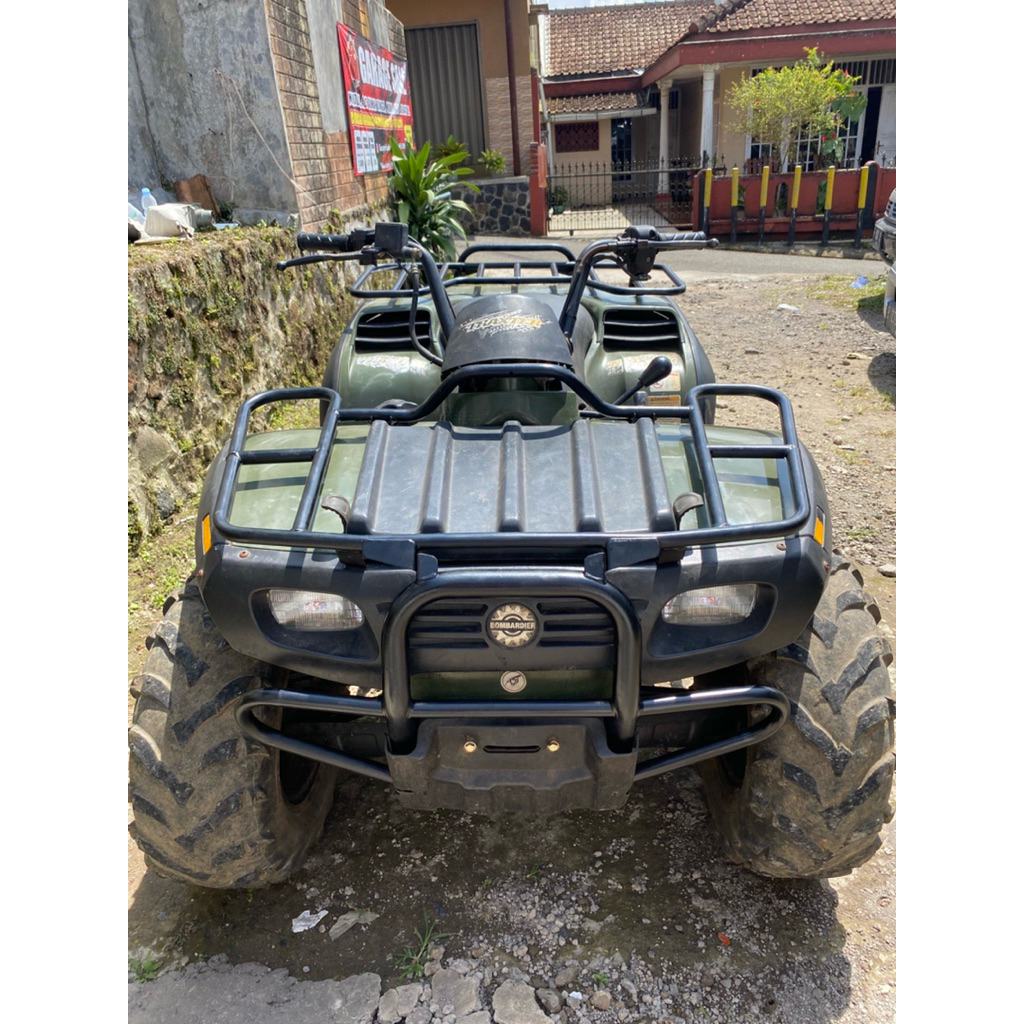 ATV Bombardier 500cc 4x4 Matic