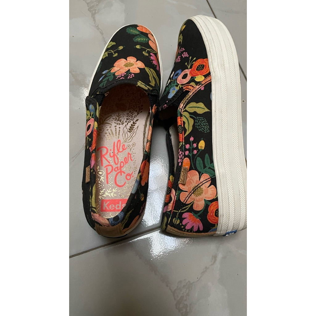 Sepatu Keds preloved