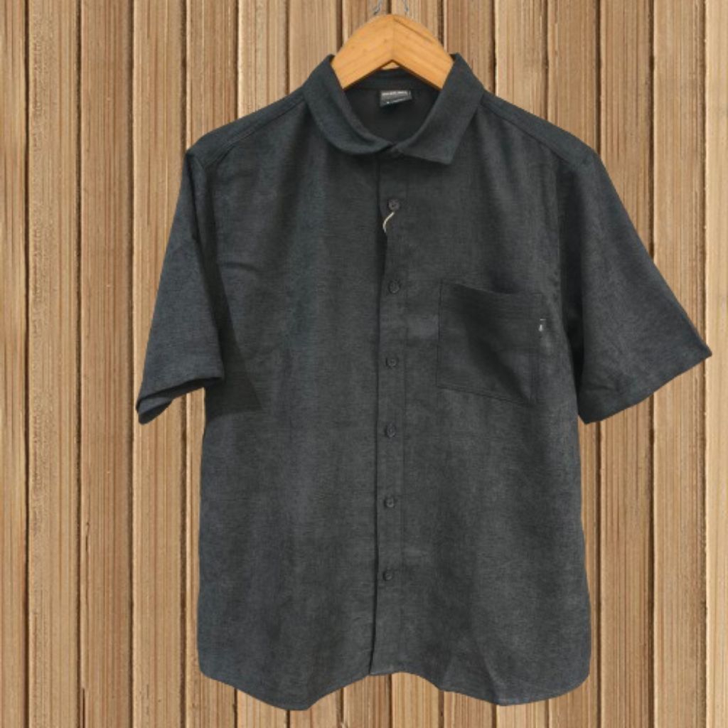 Greenlight Kemeja Polos Pendek Pria Bahan Suede Regular Fit 020725