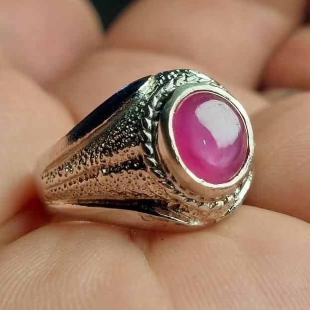 Batu cincin permata ruby jhonshon nginden patwa / pink / rubi daging merah