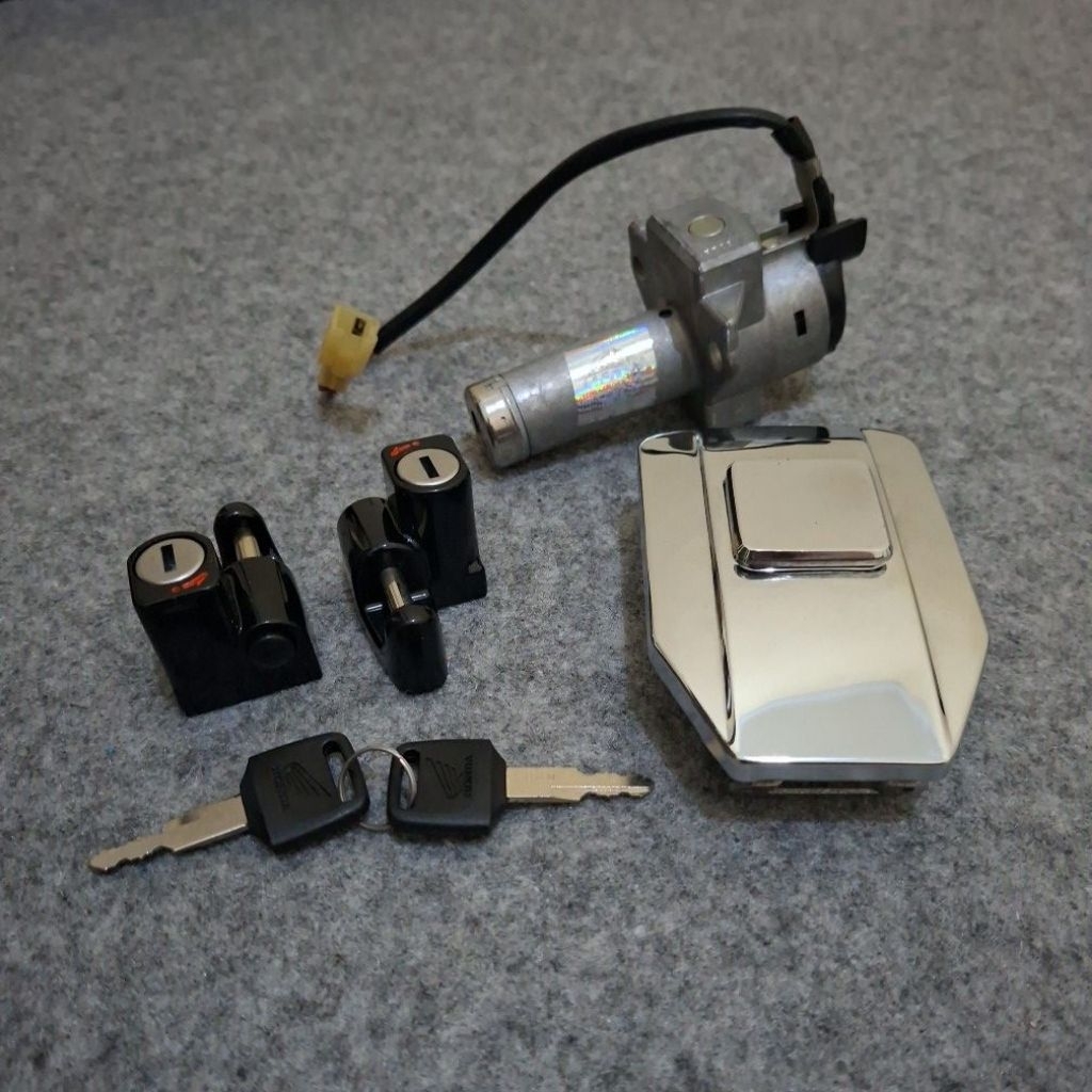 Kunci Kontak Set Tutup Tangki Set Kunci Helm Keyset Keyset Kunci Set Honda GL PRO GL MAX NEOTECH Asl