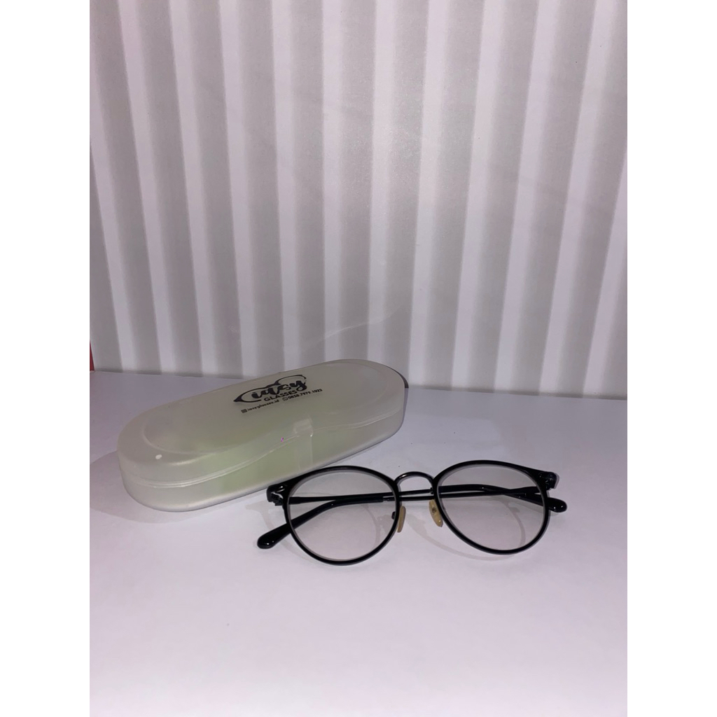 Kacamata minus lensa bluechromic