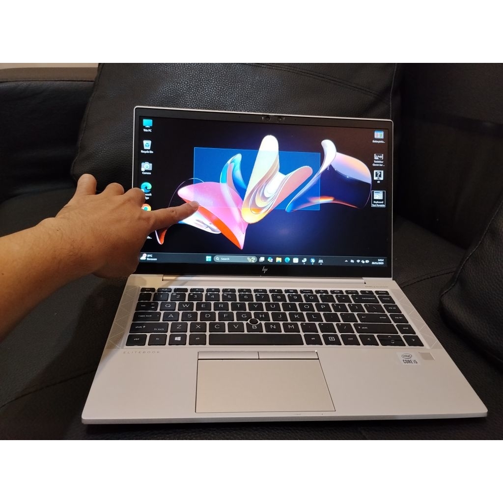 LAPTOP Hp Elitebook 840 G7 Touchscreen Core i5 Gen 10thRam 8 GBSSD 256GB like new