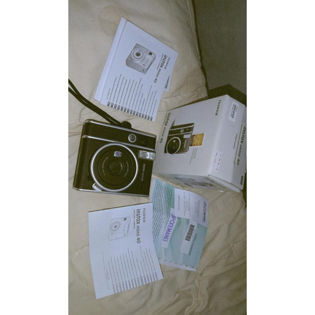 Preloved Fujifilm Instax mini 40
