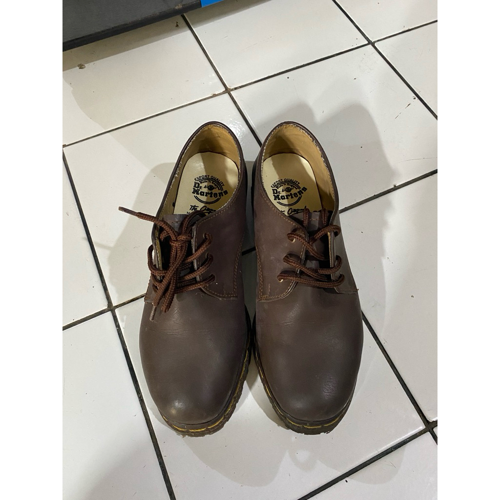 Preloved sepatu Dr. Martens