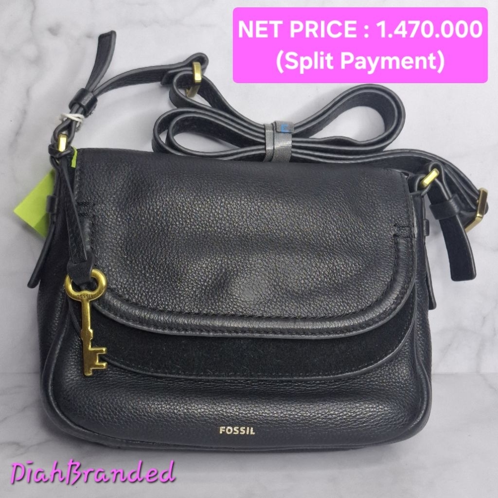 F030 - PRELOVED TAS FOSSIL PEYTON DOUBLE FLAP HITAM WITH KEY
