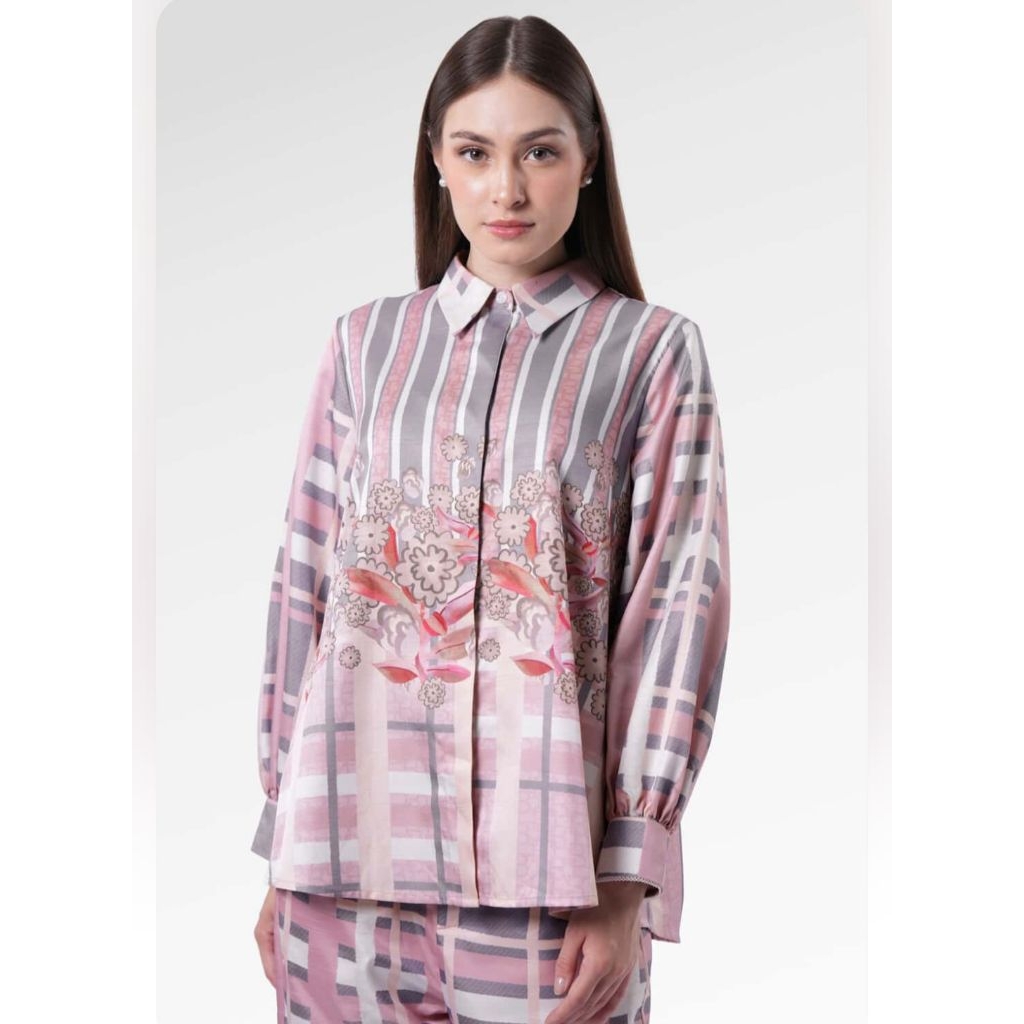 Benang Jarum Yoke Shirt