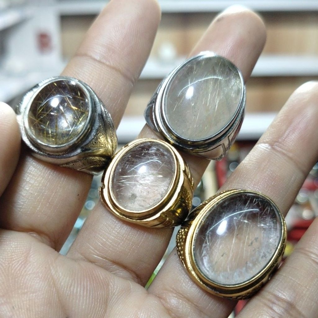 serat Cendana jarum emas