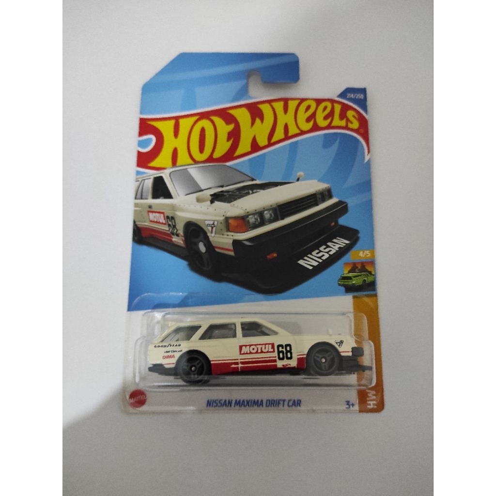 Hotwheels Nissan Maxima