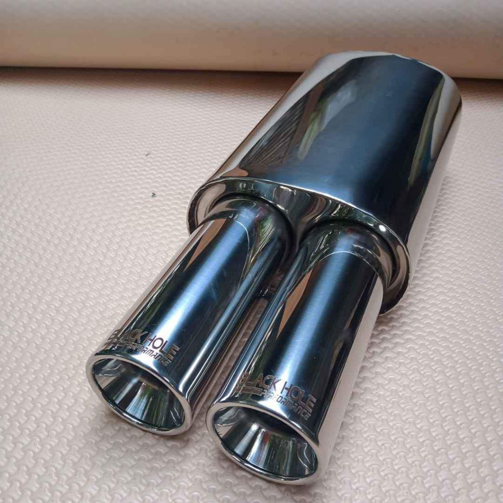 knalpot mobil blackholeperformance dua tip