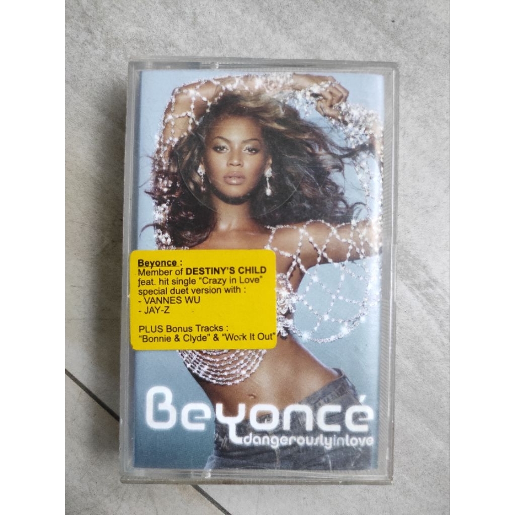 kaset pita BEYONCE "dangerouslyinlove"