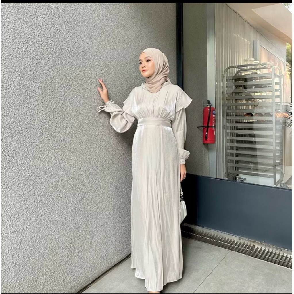 SLAVINA SHIMMER DRESS By BOONAA