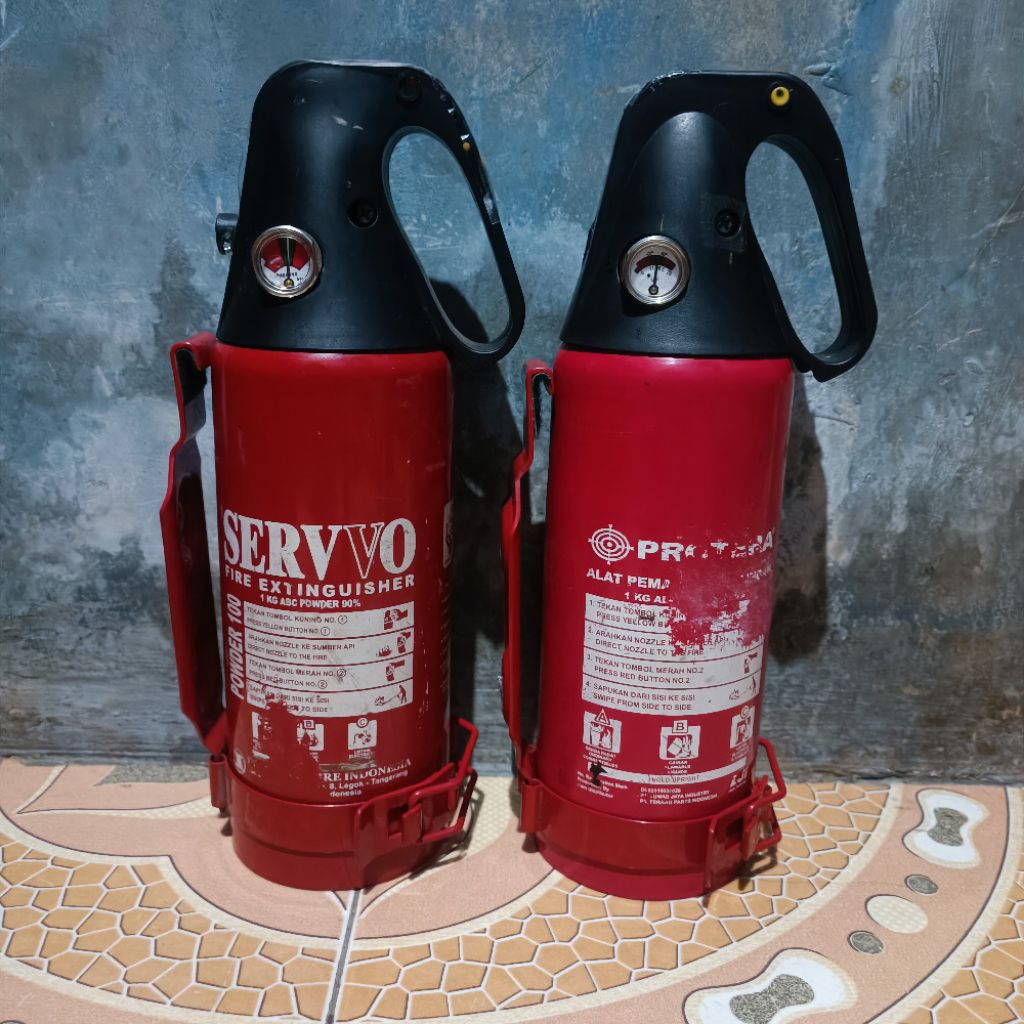 apar copotan mobil protera/servo1kg sama breket barang sesuai iklan