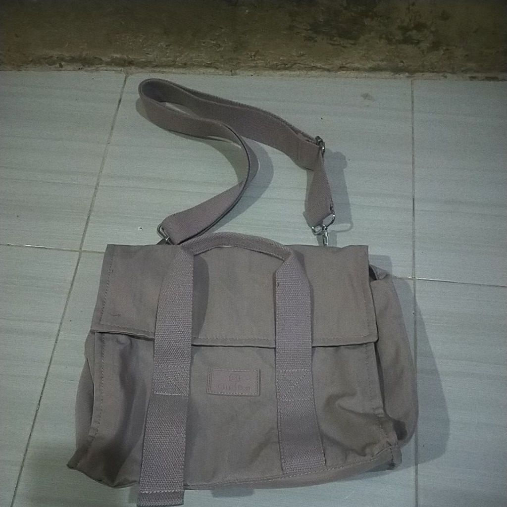 Preloved PL Tas Gudika