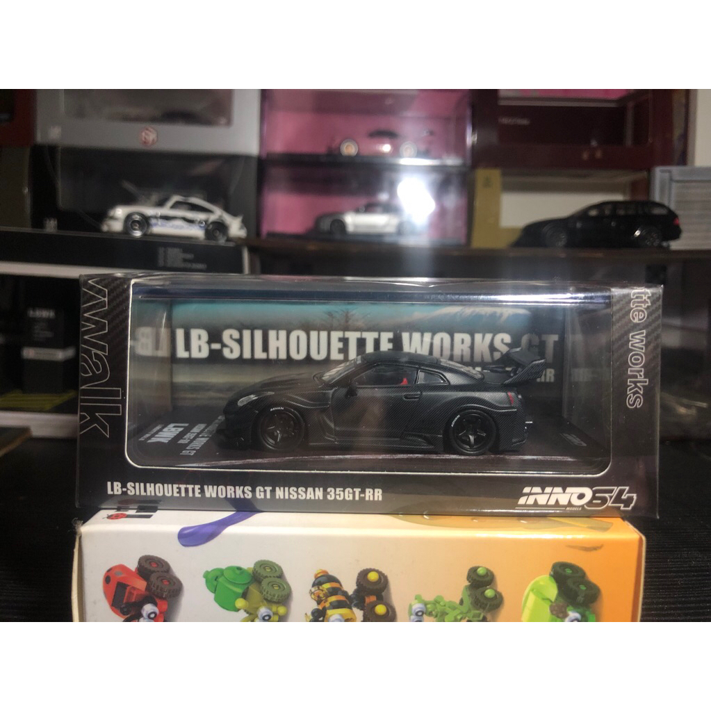 INNO64 NISSAN R35 FUL CARBON MULUS