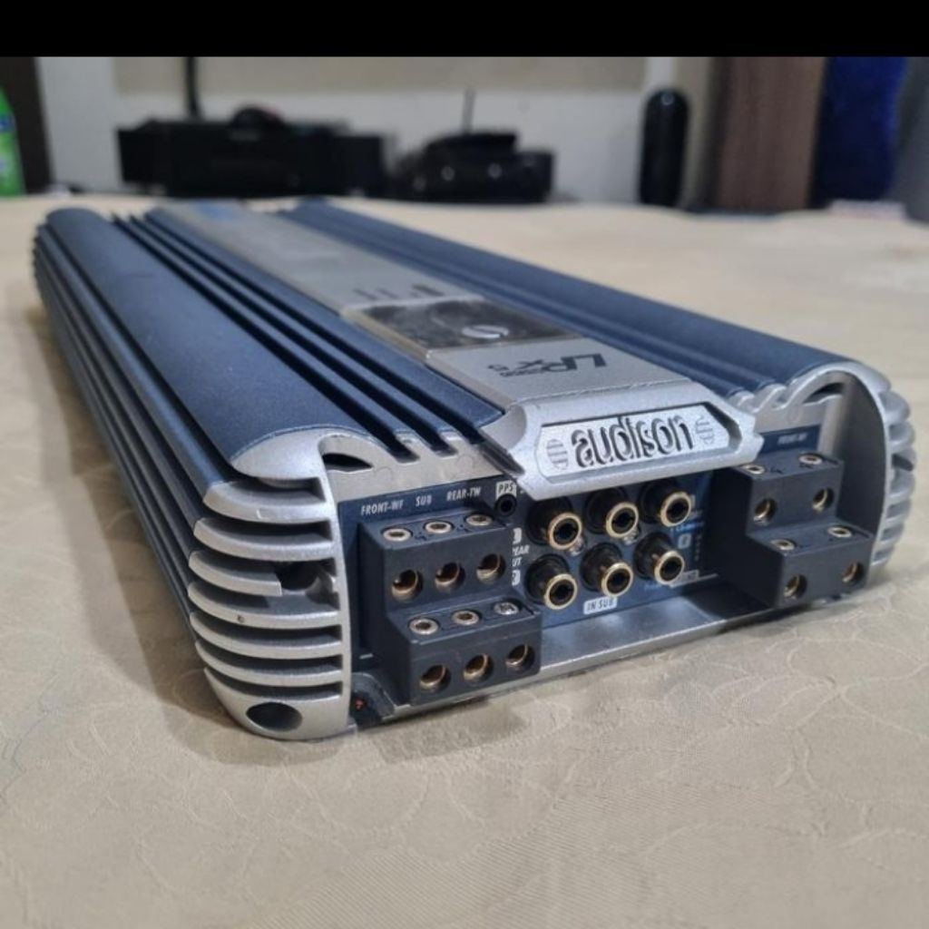 Power Audison LRX 5.600. Good condition.