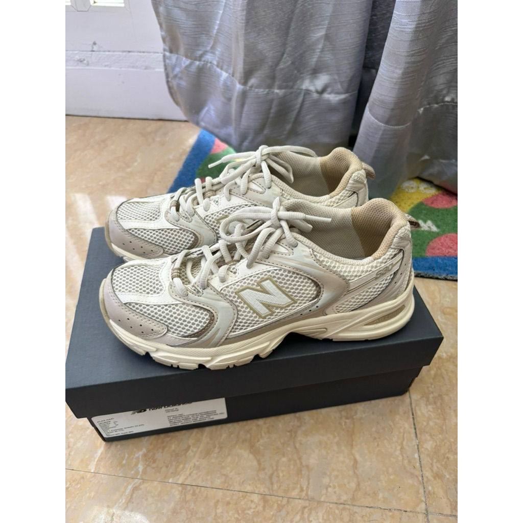New Balance 530 Preloved