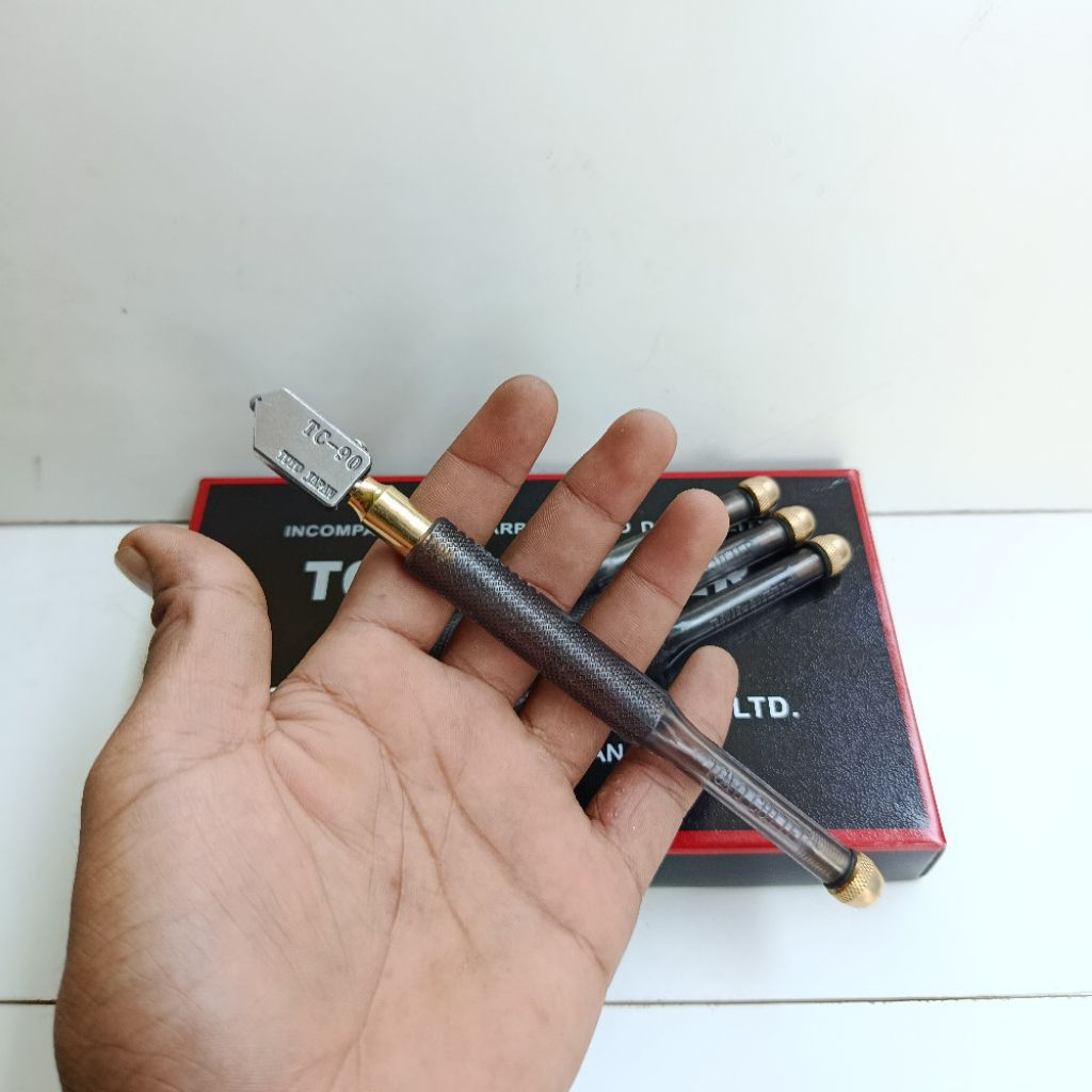 TOYO TC 90 ASLI ORIGINAL ALAT PEMOTONGAN KACA ASLI TC 90 ORI Oil GLASS CUTTER ALAT PEMOTONG GRANIT