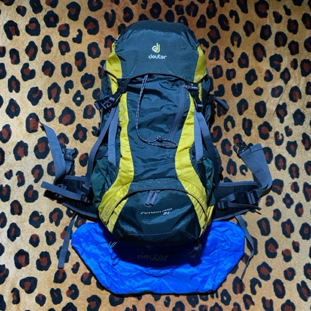 Carrier Deuter “Futura Pro 34L fit 40L.”