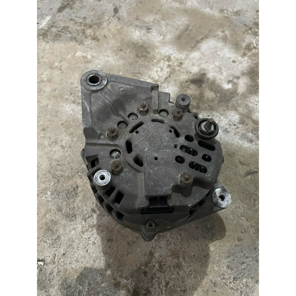 Alternator Nissan Cefiro A31