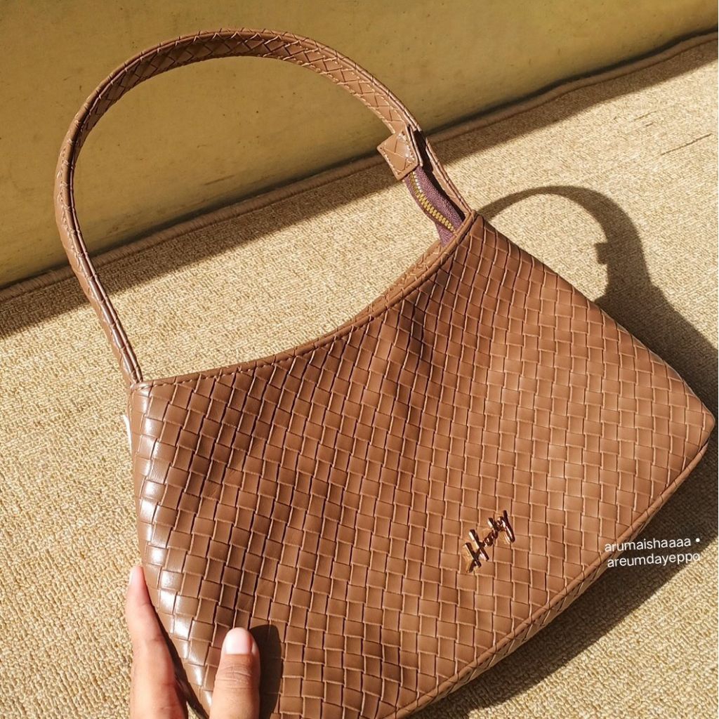 Shoulder Bag Anyam Hody.id