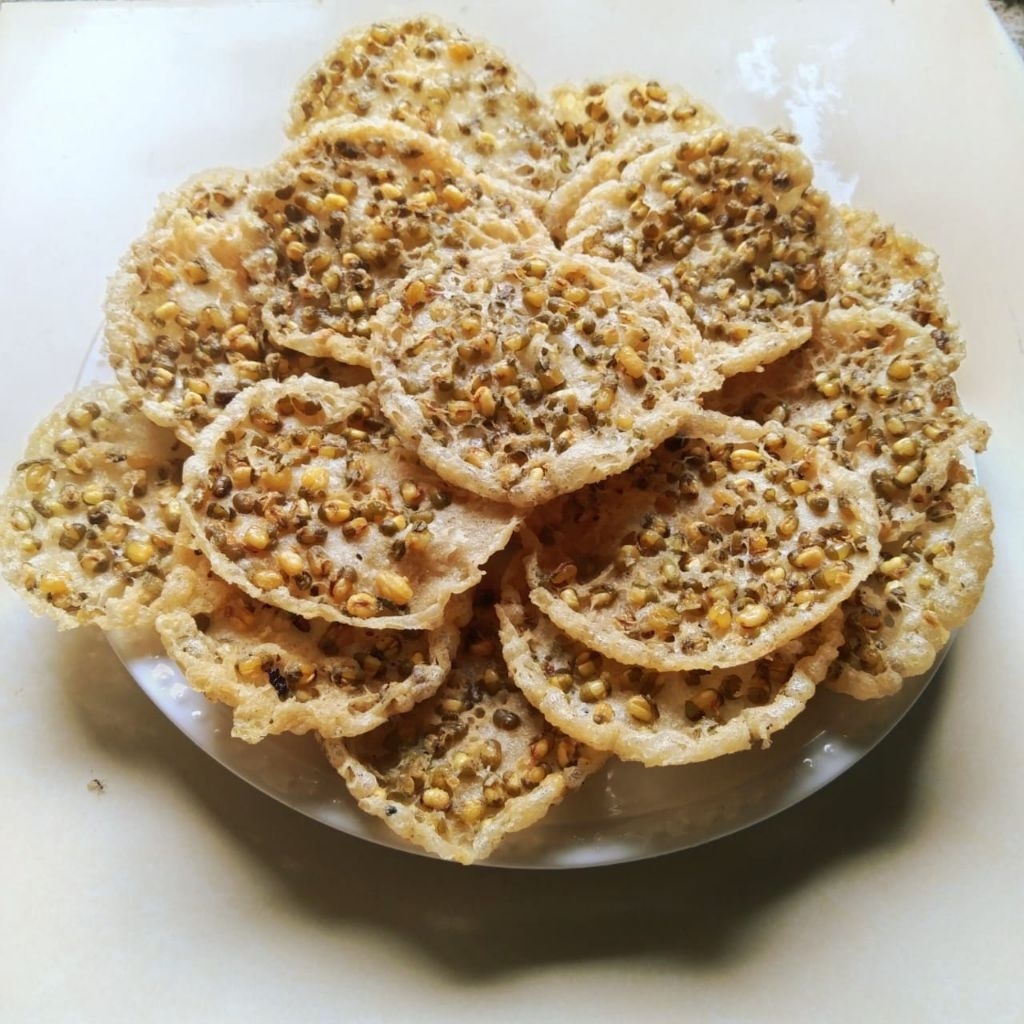 PEYEK KACANG IJO / HIJAU 250 gram GURIH RENYAH / PEYEK BULAT KACANG IJO,RAMPEYEK,MAKANAN RINGAN,JAJA