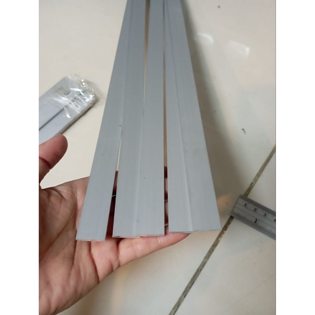Plat Strip Alumunium Tebal 1mm x 12mm x 3000mm Alumunium