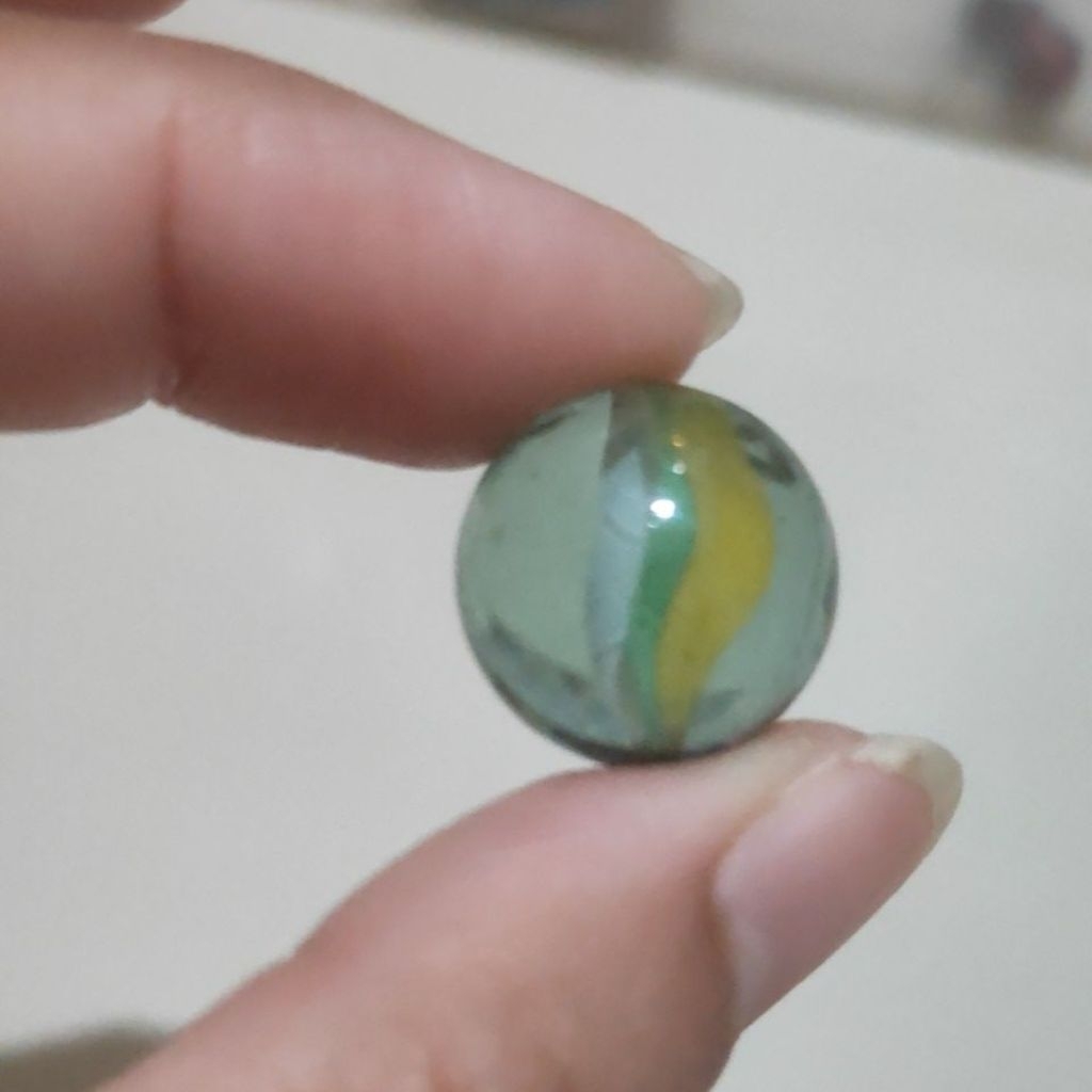 Kelereng Gundu Type 09 Cat Eyes Marble Balap Mata Kucing Belimbing