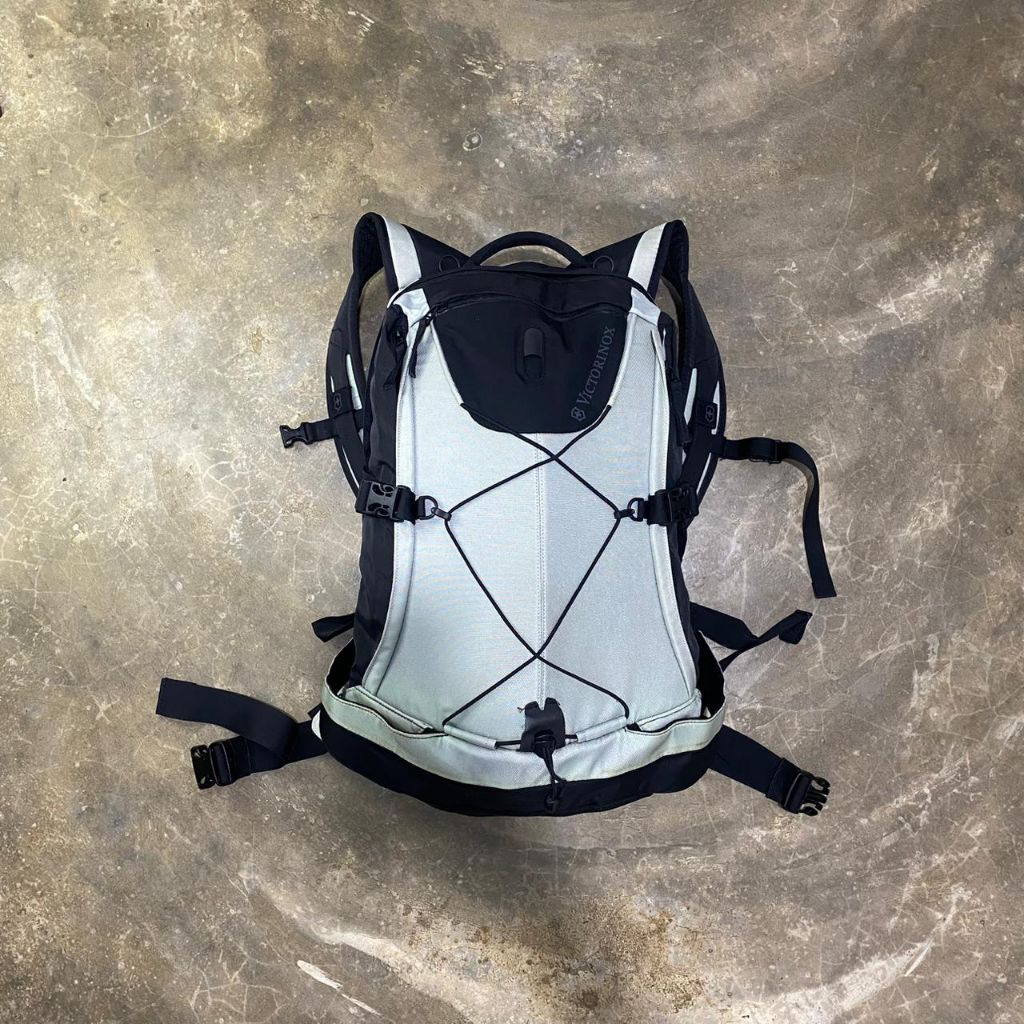 backpack victorinox second