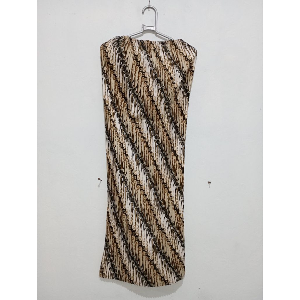 PRELOVED - Rok Plisket Batik /Rok Kebaya