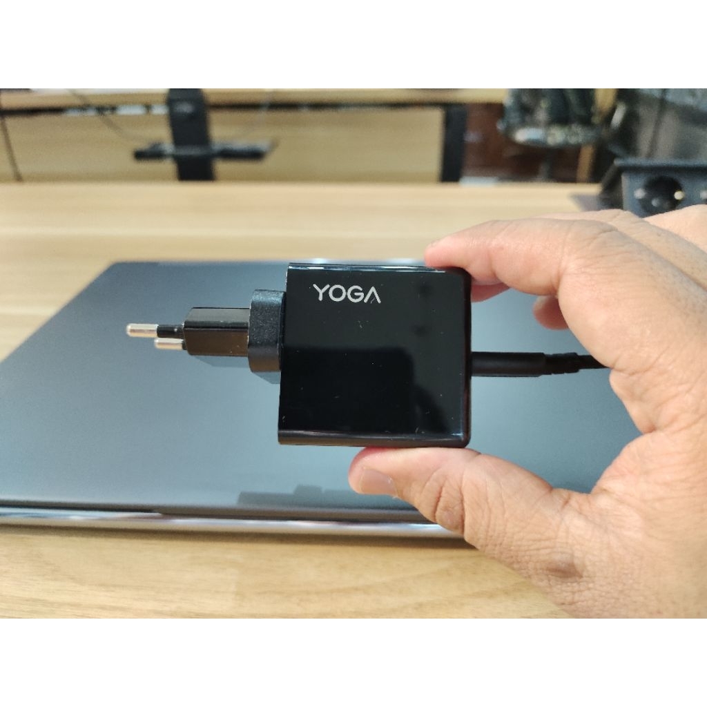 LAPTOP LENOVO YOGA 9 OLED 4K TOUCHSREEN KONDISI 99%