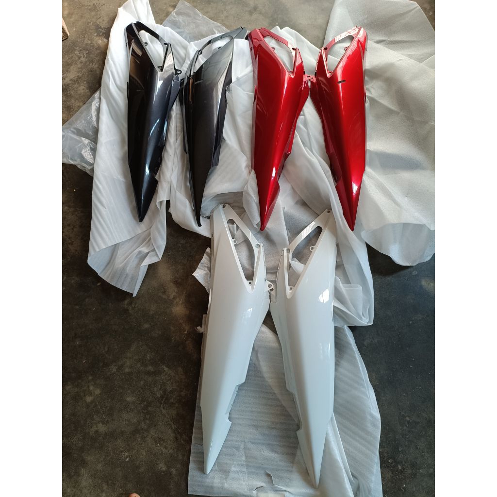 cover body Supra x125 old double disc,, 100% original ahm