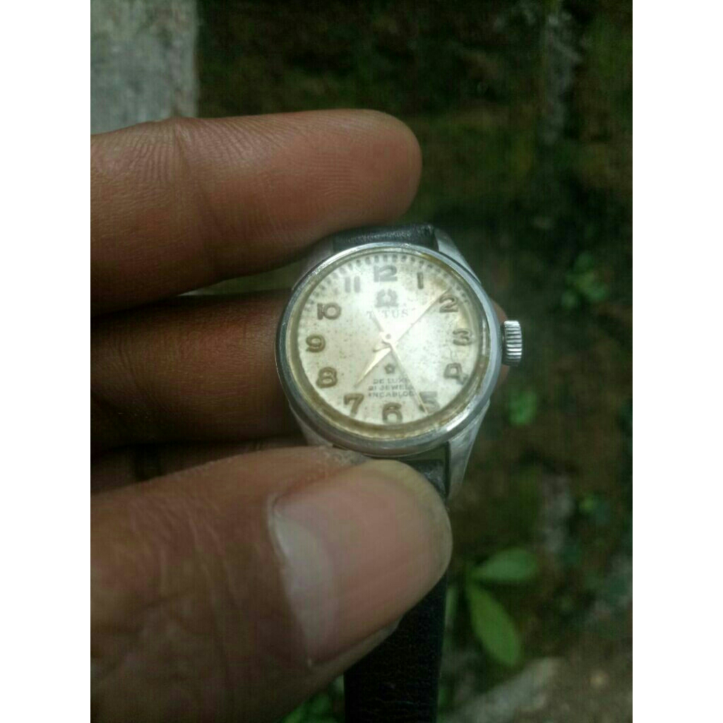 Vintage Titus De-Luxe Manual Winding Swiss Made Original