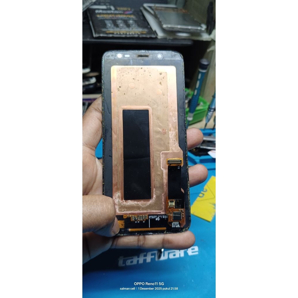 lcd samsung j6 ori minus gak bisa disentuh