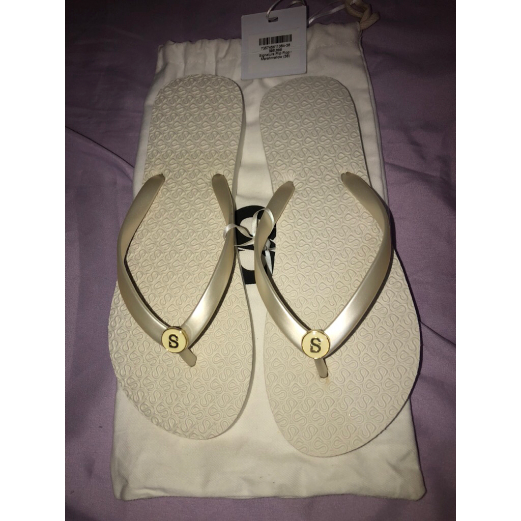 signature flip flop - Marshmallow buttonscarves original