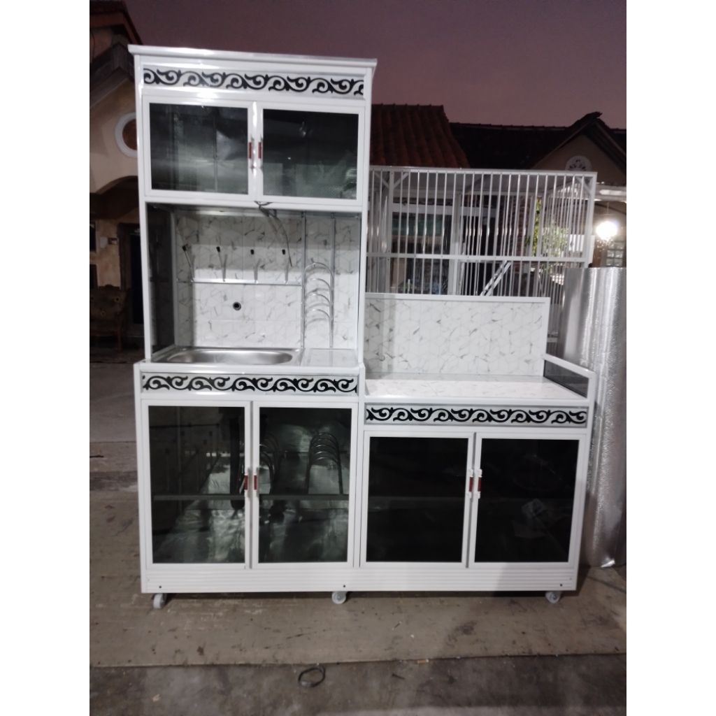 Rak kompor dan washtafel cuci piring Rak piring dapur