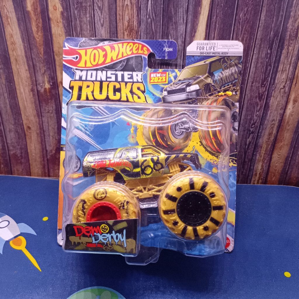 Hot Wheels Monster Trucks Demo Derby 2023 Original Mattel - Mainan Mobil Besar Diecast Baru