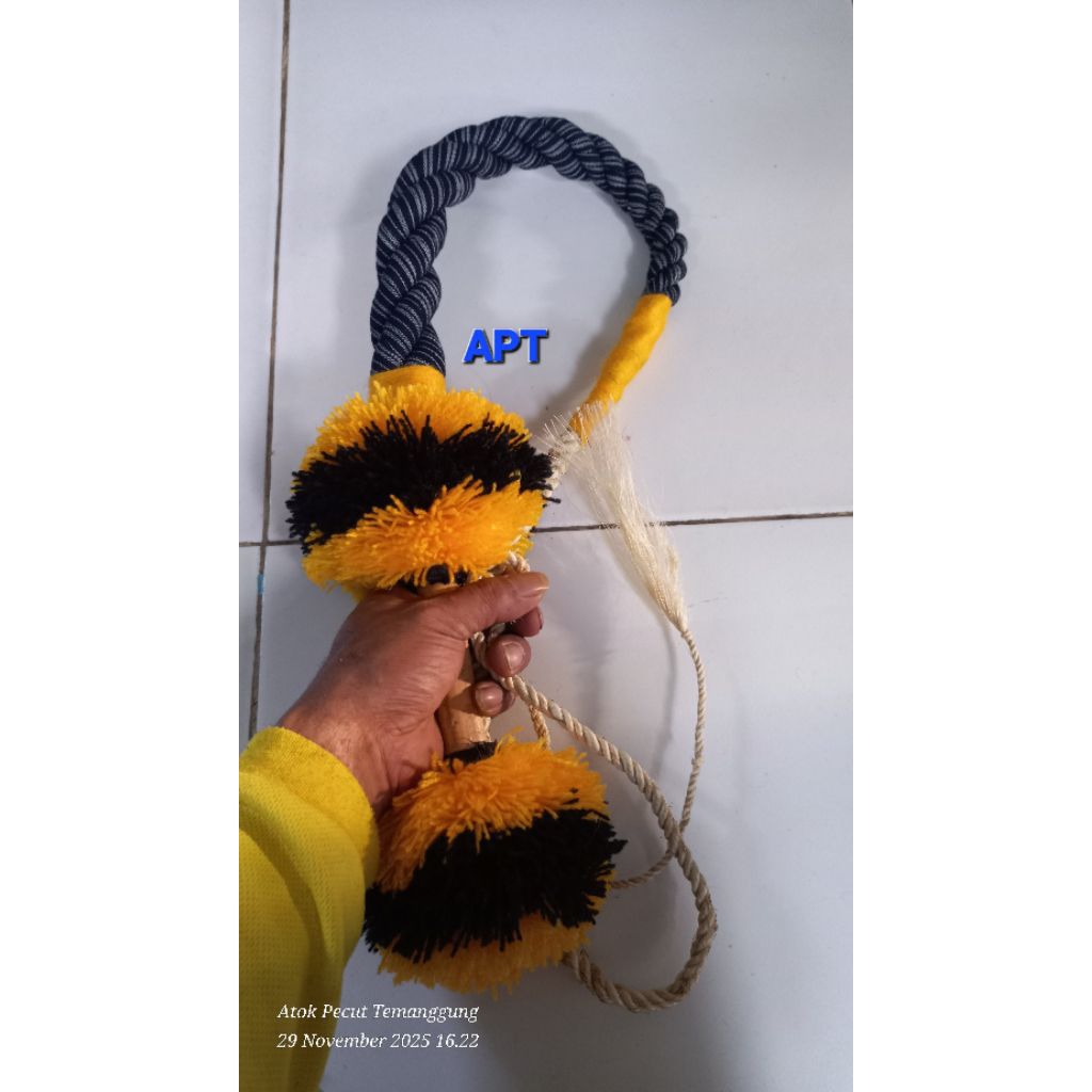 pecut mainan anak panjang 1,6mtr/pecut wiroyudo/pecut jaranan