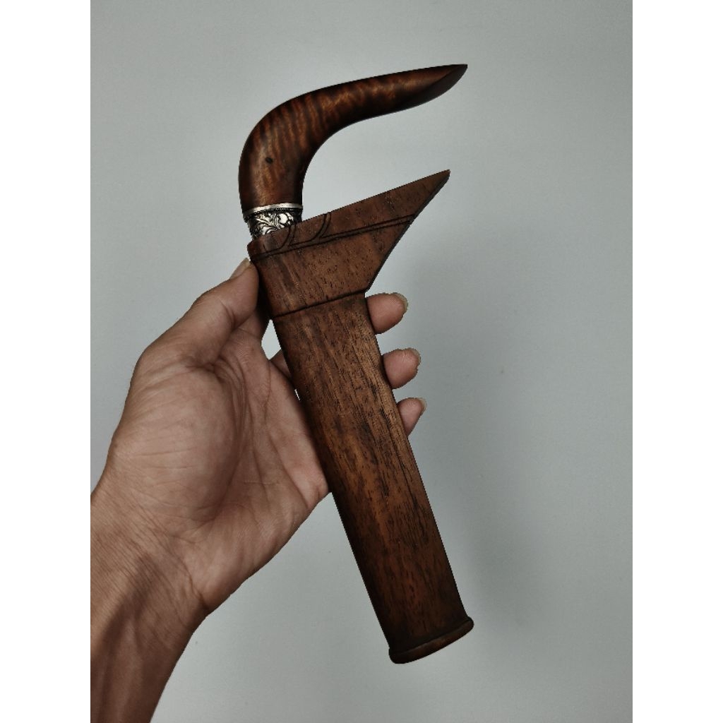 Badik Makassar model. pasolle Malela