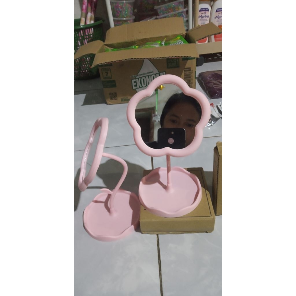 cermin bunga estetik yg lagi viral