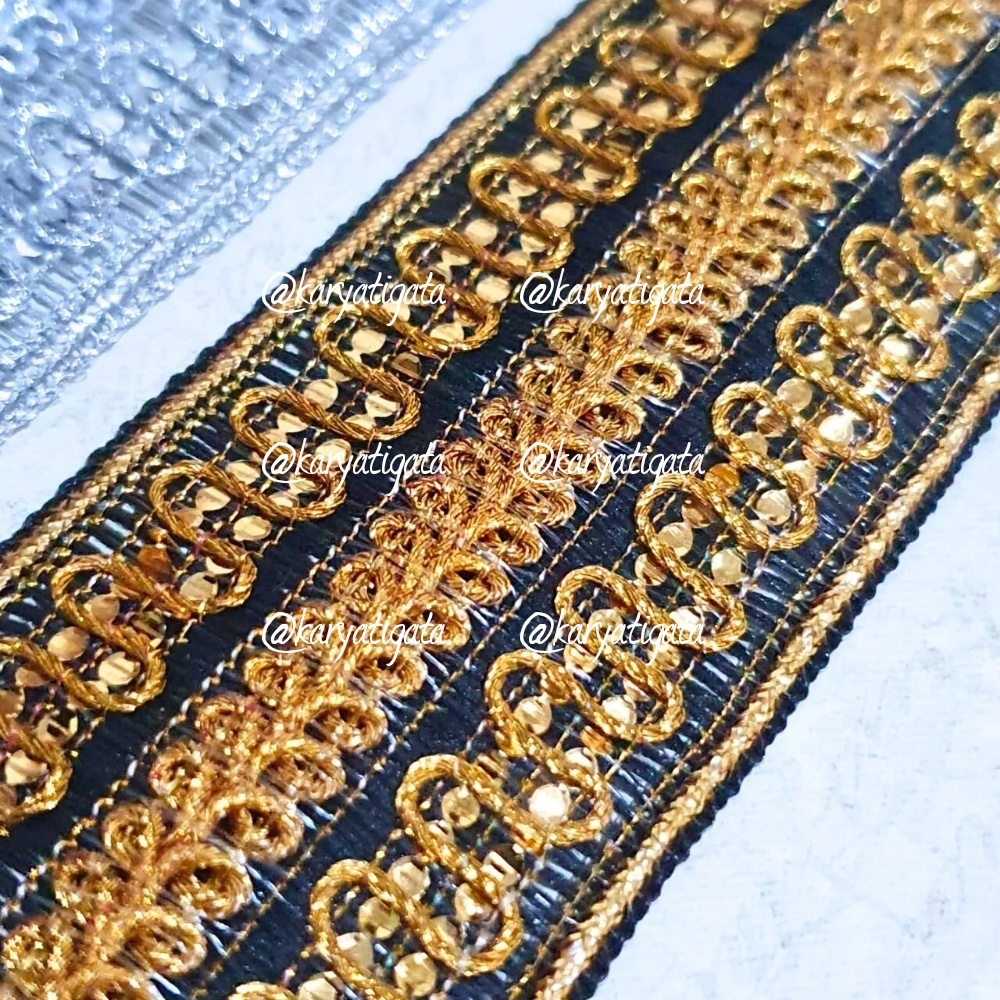 Renda Emas / Renda India ZL-2906 Hitam Emas (10 Yard - Lebar 4,3 Cm)