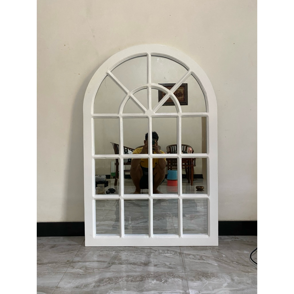 Pigura frame model jendela klasik kayu jati finising putih