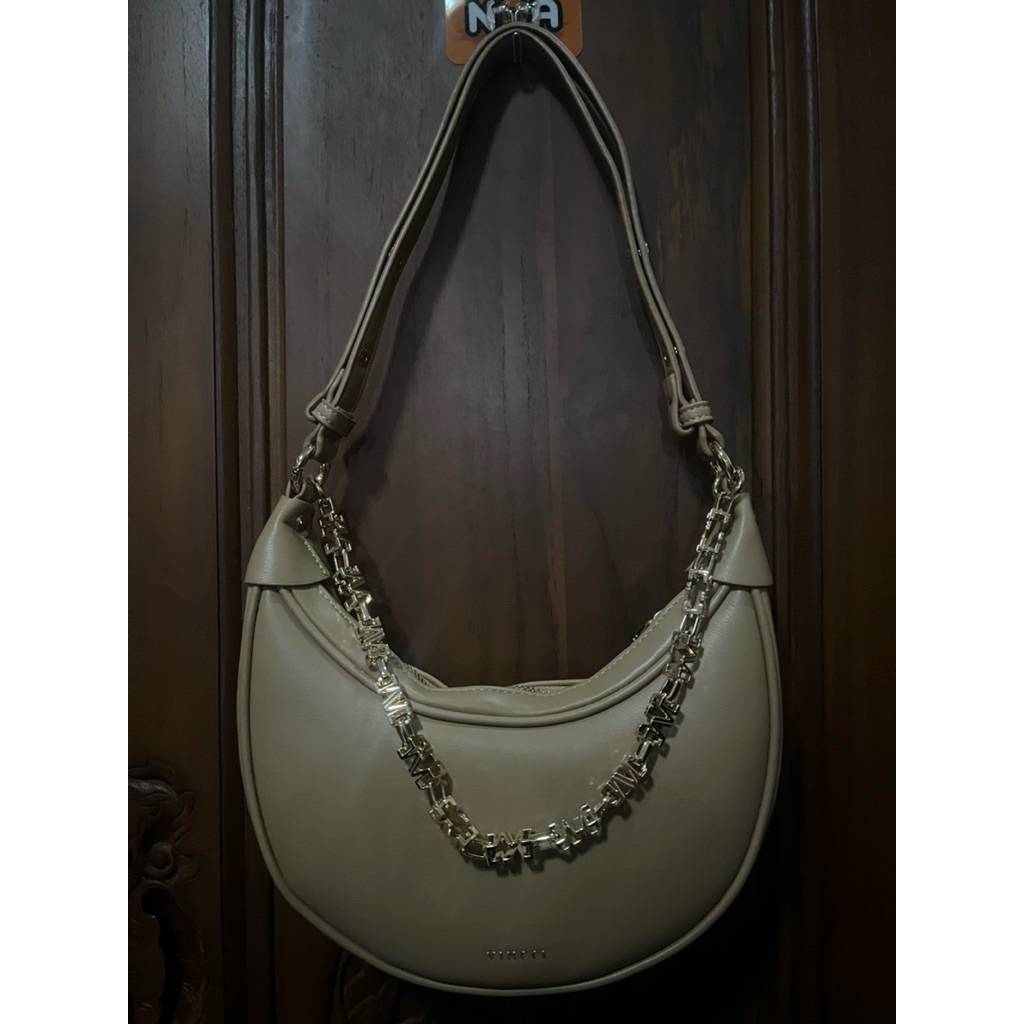 Preloved  Vincci Bag